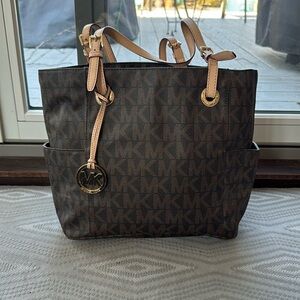 Michael Kors Tote